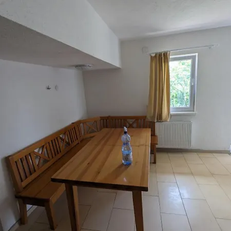 Weekend House * Vlakovo