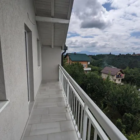 Weekend House *