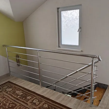 Weekend House Vlakovo